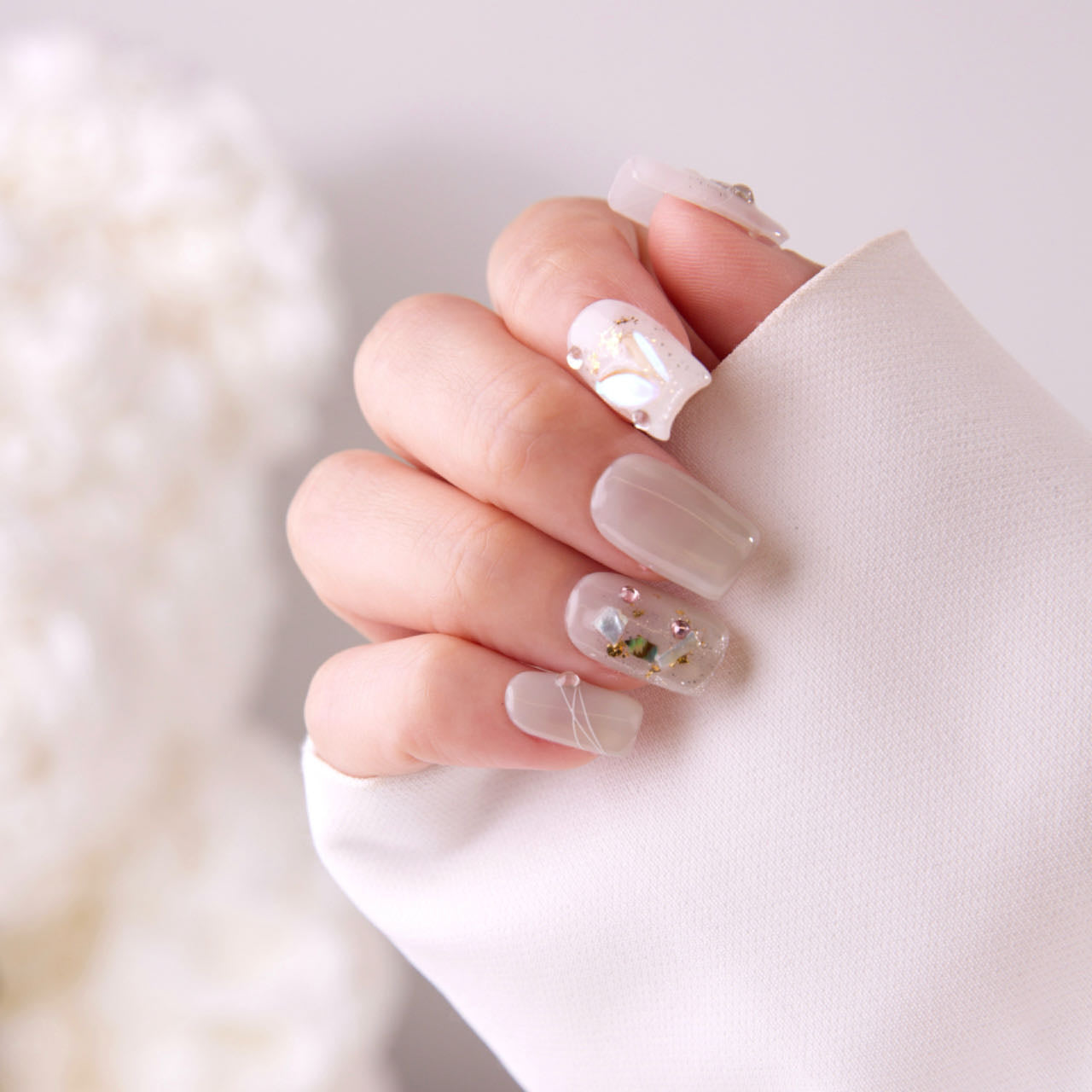 Pressii 57 Space Girl Handmade Reusable Press-on Nail