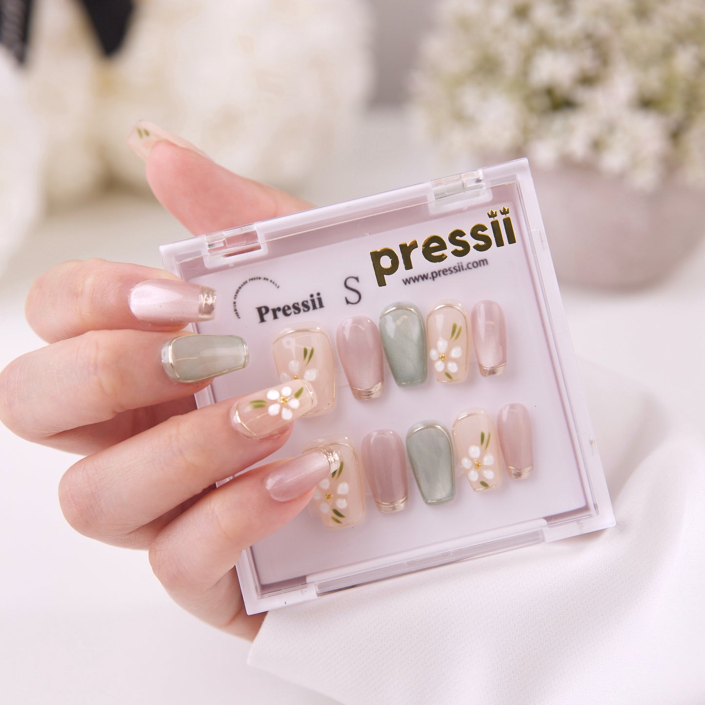 Pressii 95 Spring Garden Handmade Reusable Press-on Nail