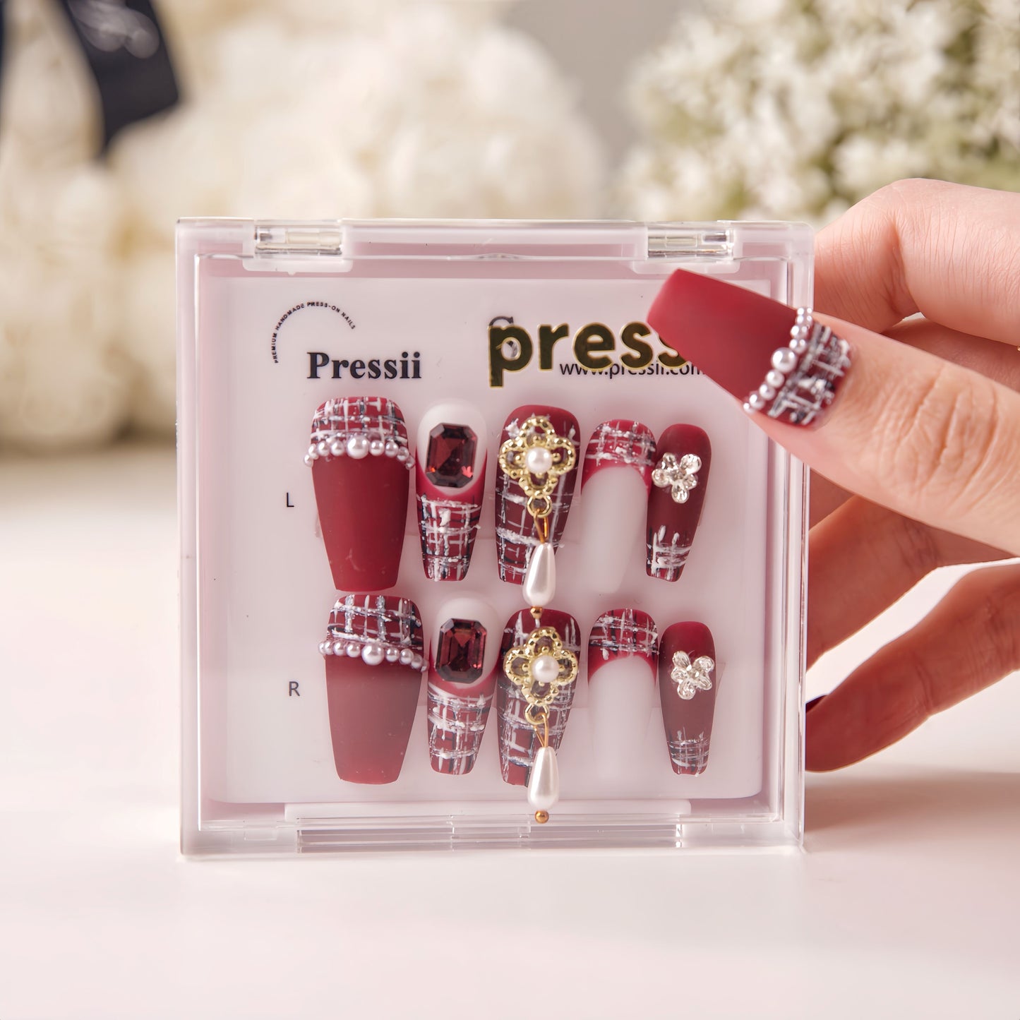 Pressii 19 Chic Rouge Handmade Reusable Press-on Nail